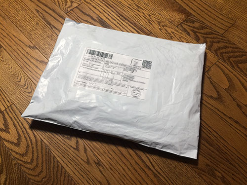First-Class Package Internationalで10日ほどで到着