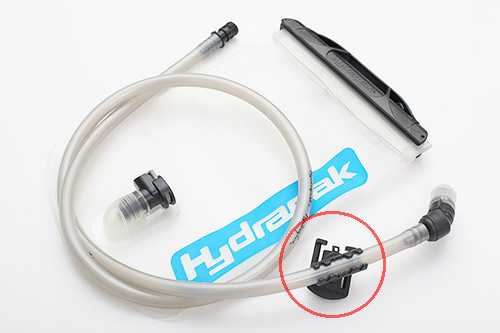 Hydrapak Elite Reservoir に付属していた Quantum Magnetic Tube Clip